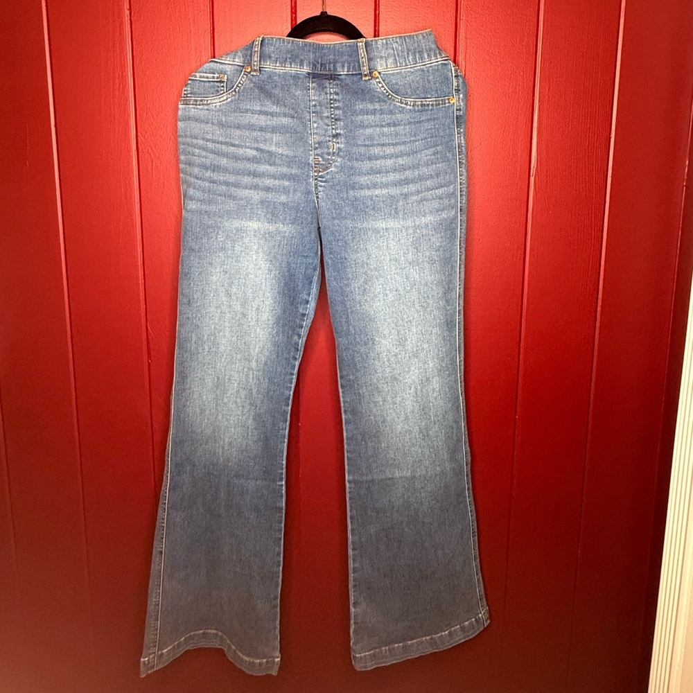 Gloria Vanderbilt Shape Effect High-Rise Flare Jeans Women’s Size 14 Blue